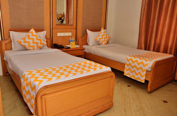 Hotel Fabhotel Castle Lalpura Mi Road Jaipur